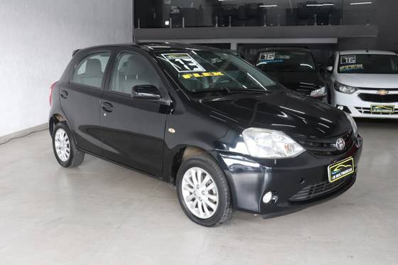 TOYOTA ETIOS 1.5 XLS 16V FLEX 4P MANUAL TOYOTA ETIOS 1.5 XLS 16V FLEX 4P MANUAL